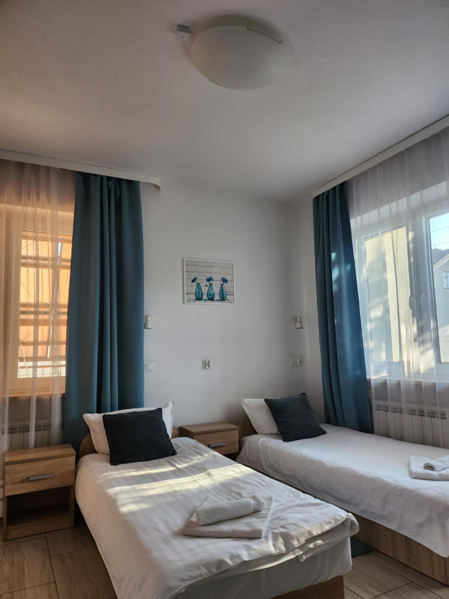 Hostel Mleczna - Metro Zacisze วอร์ซอ ภายนอก รูปภาพ