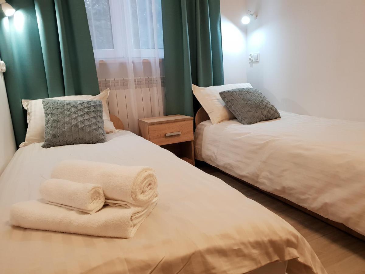Hostel Mleczna - Metro Zacisze วอร์ซอ ภายนอก รูปภาพ